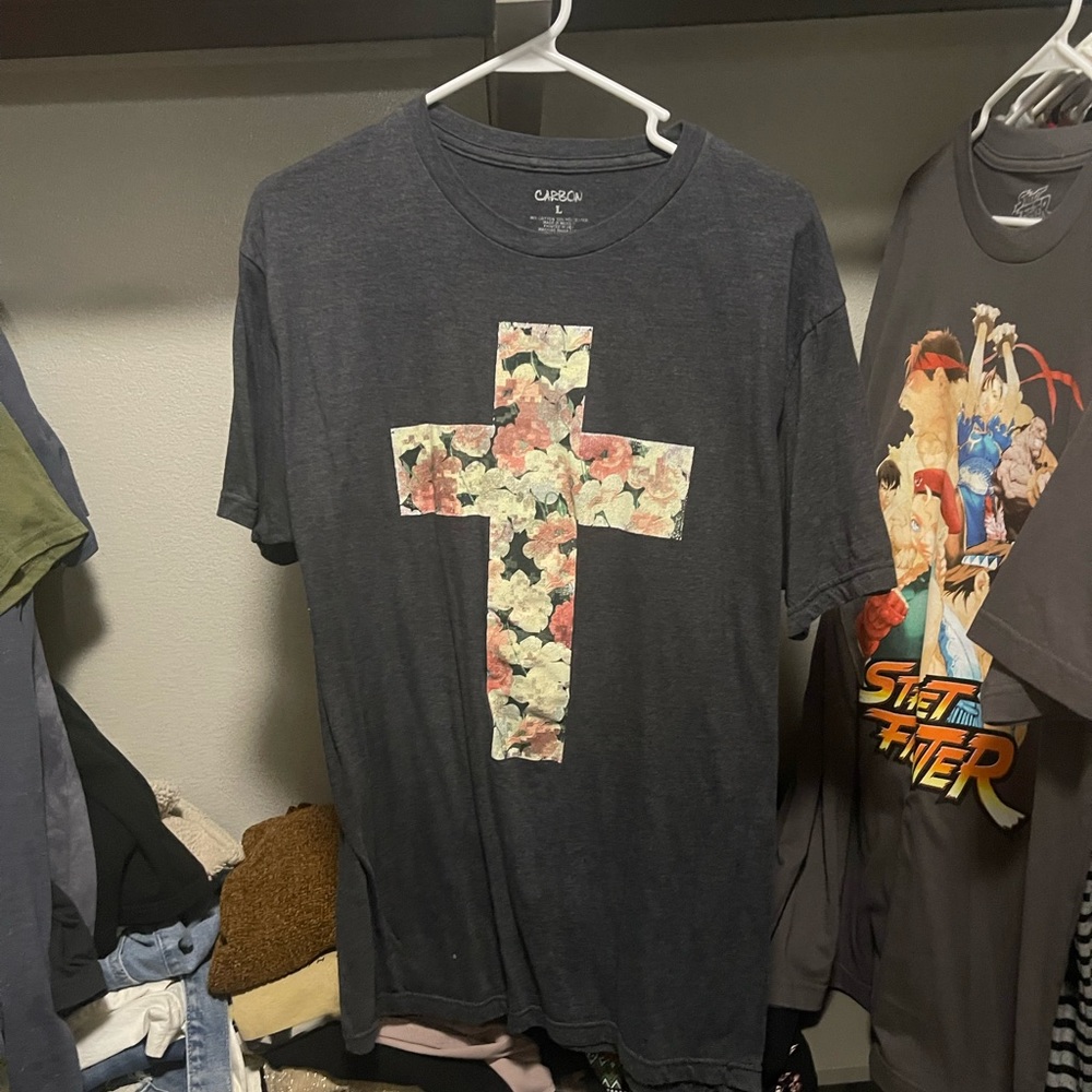Floral Cross tee - Large